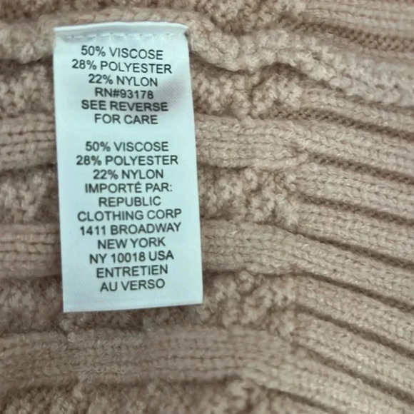 Truth By Republic turtleneck short soft oversize sweater size Small Petite NWOT - Picture 3 of 5